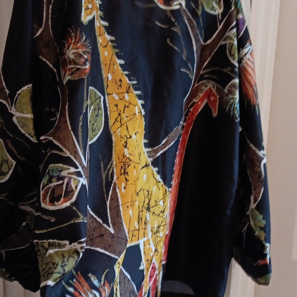 Chico's silk open front jacket. Cuffed sleeves, snap closure at neck - Picture 6 of 7